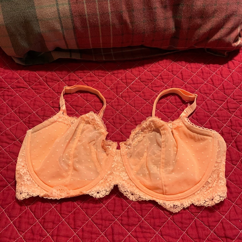 Victoria’s Secret Unlined Bra 36DD